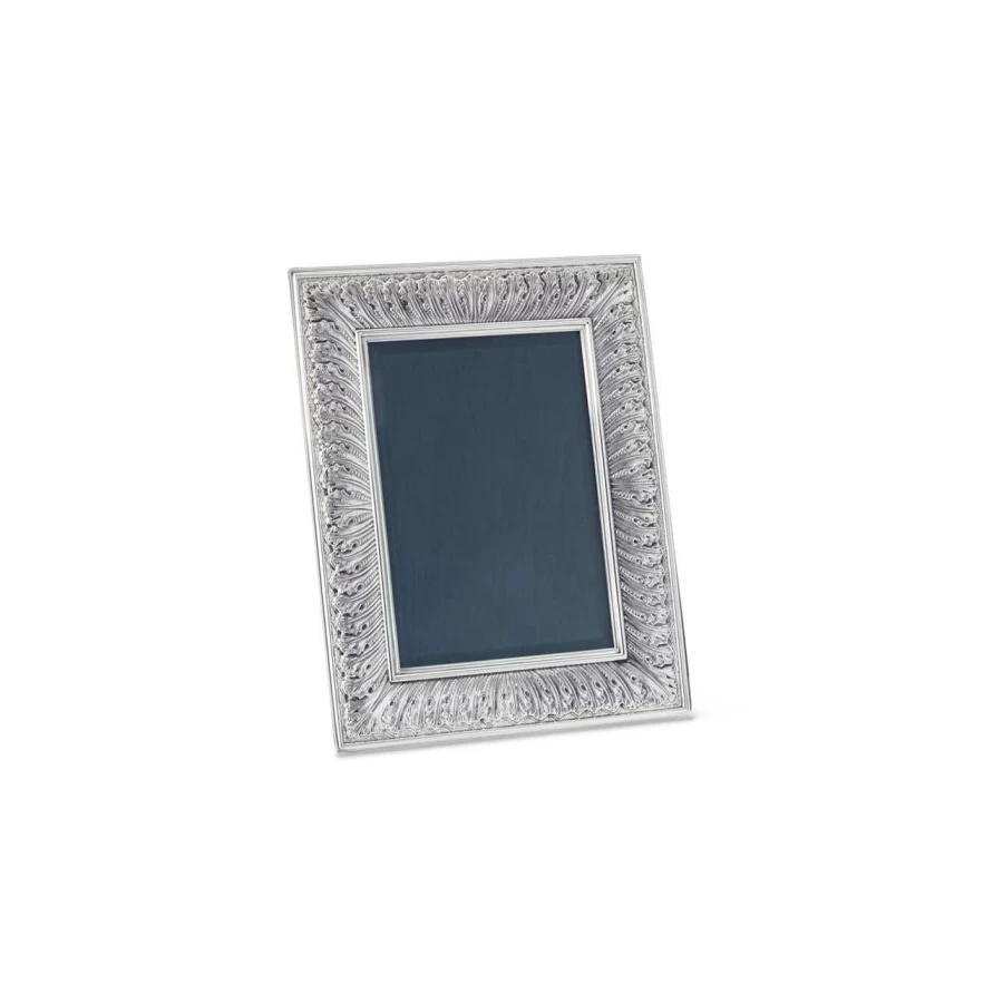 Buccellati Rouche Frame Luxury Jewelry Collection - Elegant Gold & Diamond Design